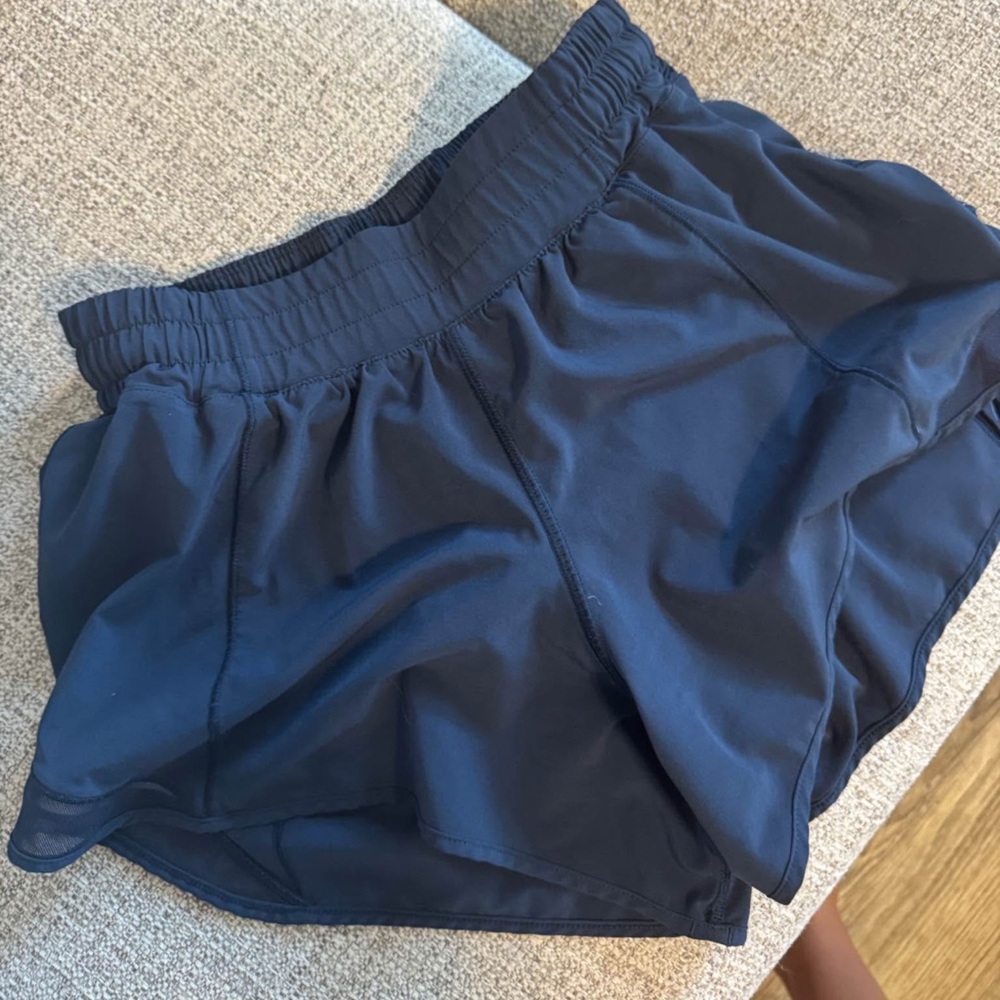 LULULEMON HOTTY HOT LOW RIDE SHORTS NAVY BLUE